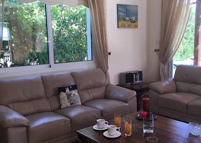 Katikies 19 Pissoúri